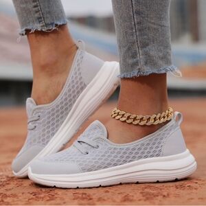 Women's Gray Mesh Orthopedic Comfort Walking Tennis Shoes Lace Up Soft Sole Sz 9